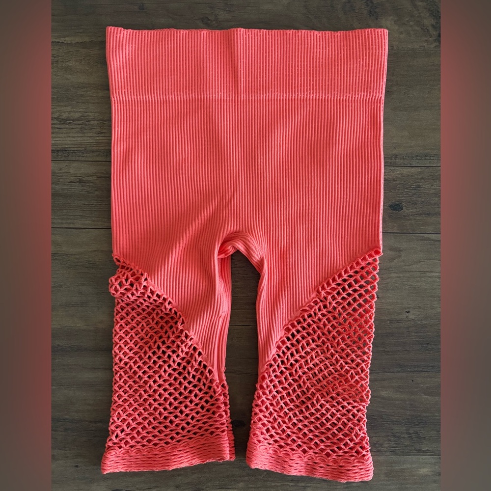 NWOT FP Movement by Free People Coral Leggings with Mesh Detail